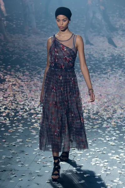 Look 23